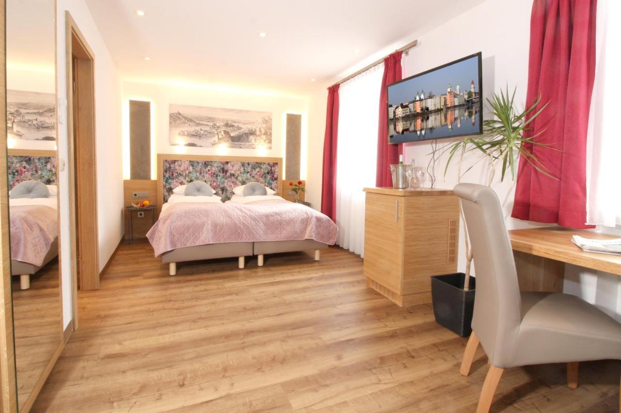 Hotel Altstadt-hotel 4*