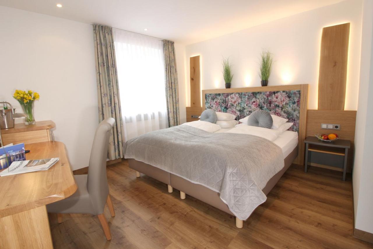 Altstadt-hotel 4*