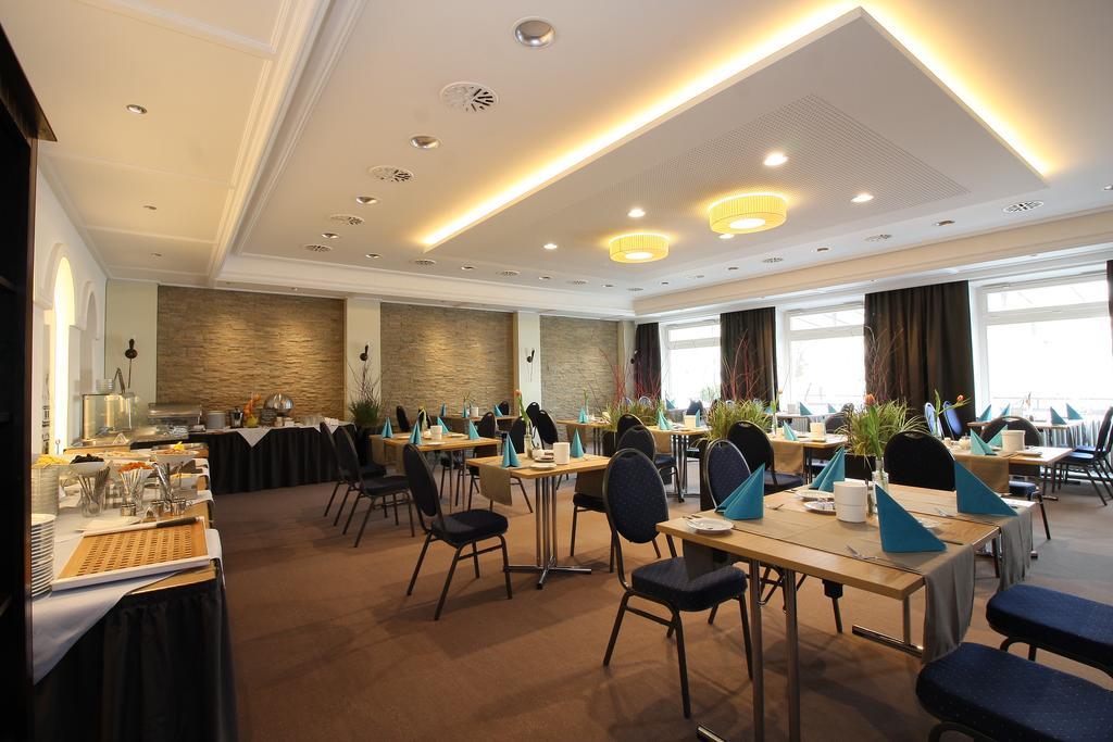 Hotel Altstadt-hotel 4*